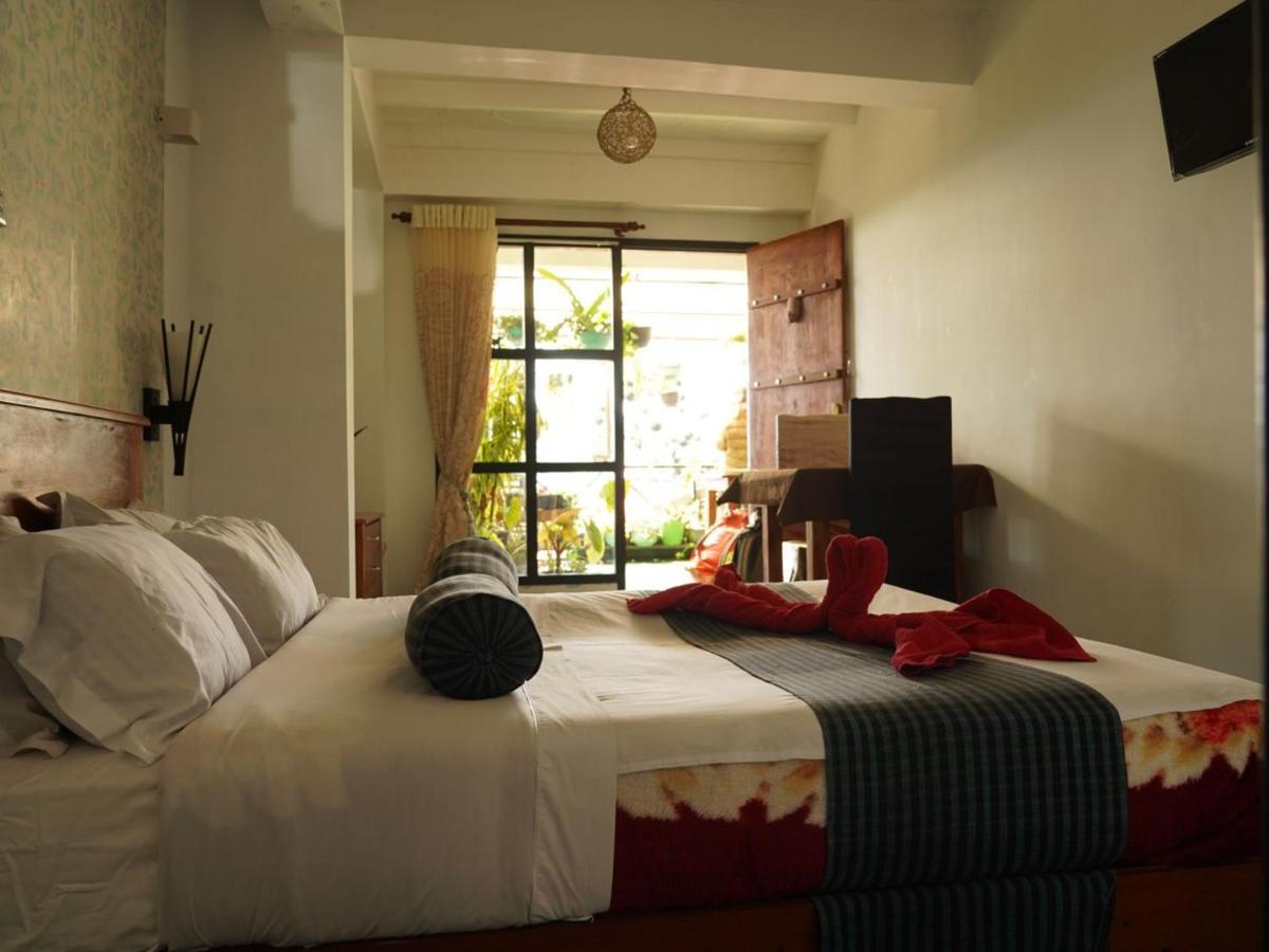 Redwood Homestay Νουβάρα Ελίγια Εξωτερικό φωτογραφία
