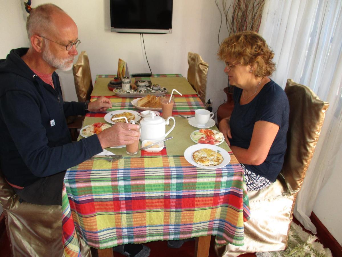 Redwood Homestay Νουβάρα Ελίγια Εξωτερικό φωτογραφία