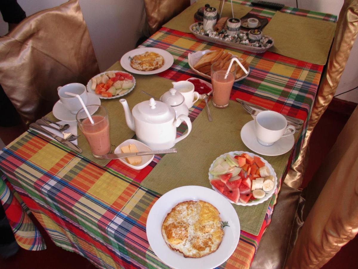 Redwood Homestay Νουβάρα Ελίγια Εξωτερικό φωτογραφία